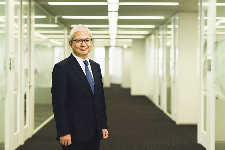 Headshot photo of Shinjiro Sato, President and CEO of Terumo Corporations