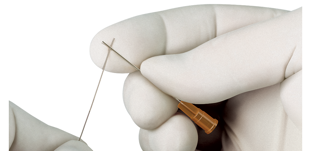 Close-up of a shapeable tip coronary guidewire